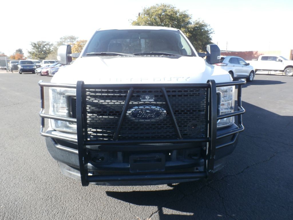 2017 Ford F-250 Image 2
