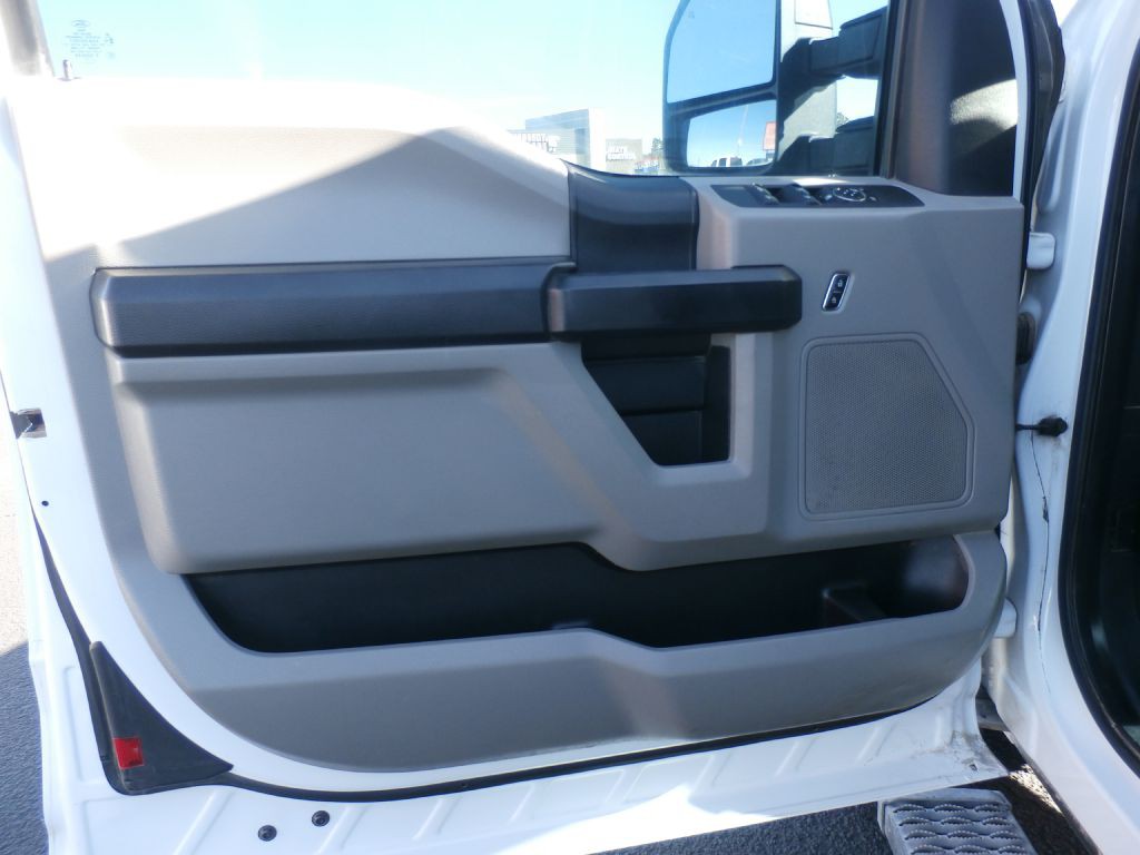 2017 Ford F-250 Image 5