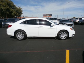 Image for 2014 Chrysler 200 LX ID: 6986118