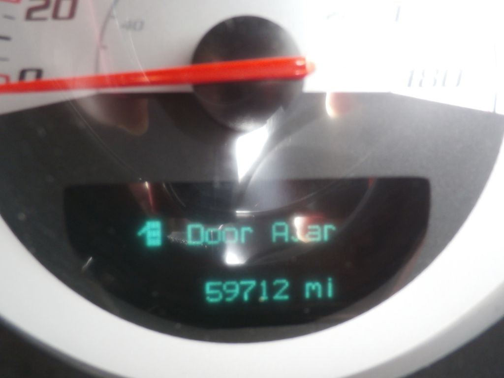 2014 Dodge Challenger Image 8