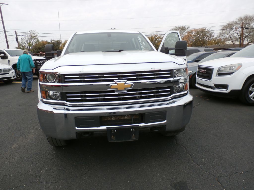 2016 Chevrolet Silverado 1500 Image 2