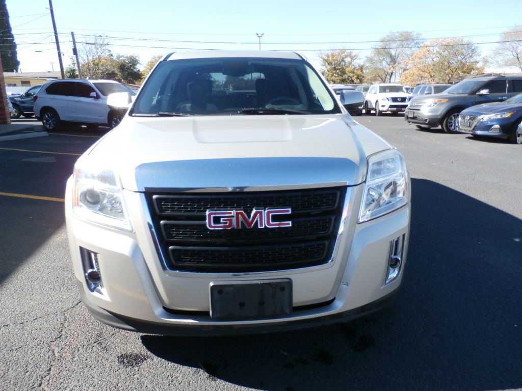 2013 GMC Terrain Image 2