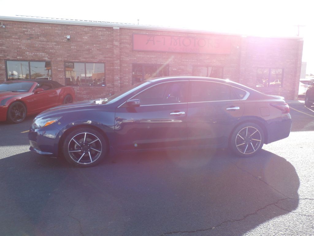 2017 Nissan Altima Image 3