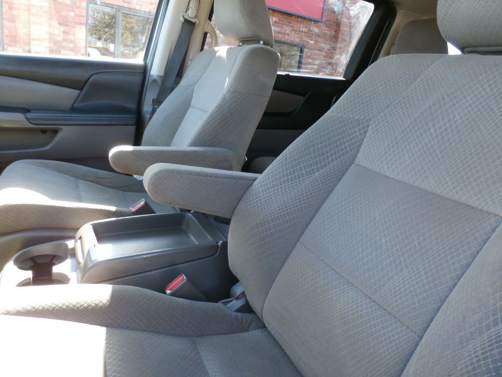 2016 Honda Odyssey Image 10