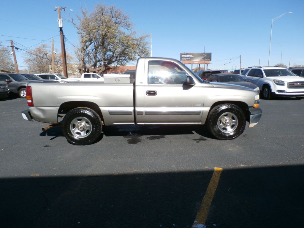 2000 Chevrolet Silverado 1500 Image 1