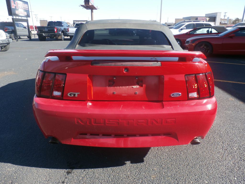 2002 Ford Mustang Image 4