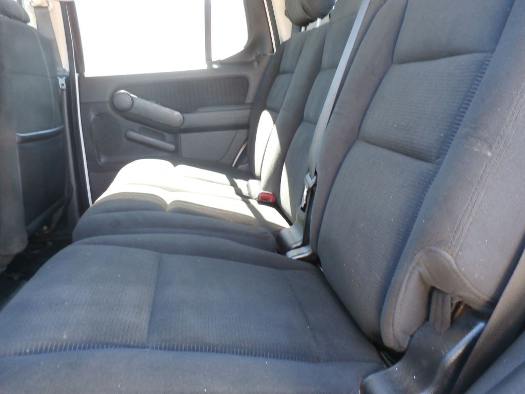 2010 Ford Explorer Image 5