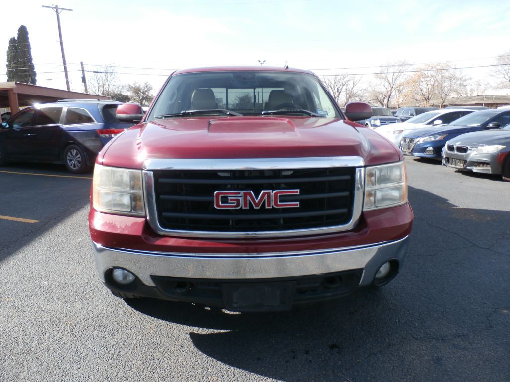 2007 GMC Sierra Image 2