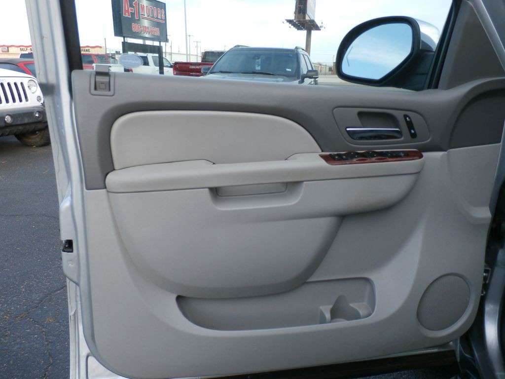 2012 GMC Yukon Image 9