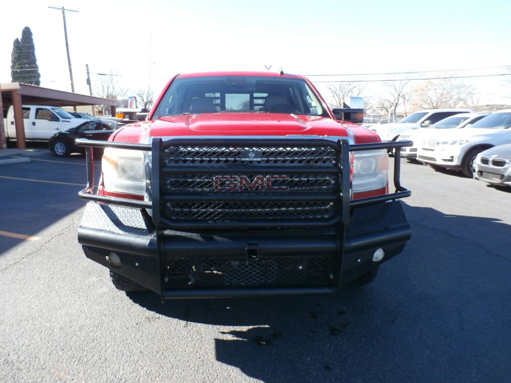 2015 GMC Sierra Image 2
