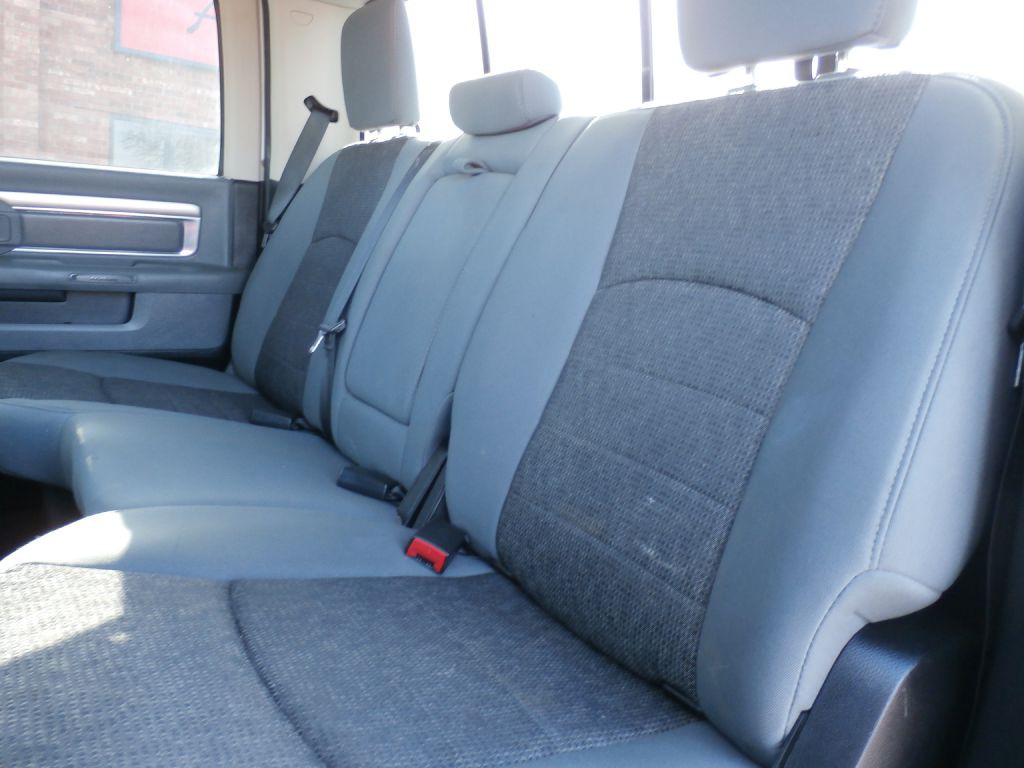 2014 RAM 1500 Image 5