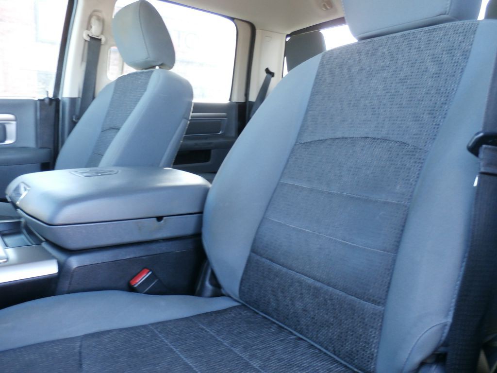 2014 RAM 1500 Image 7