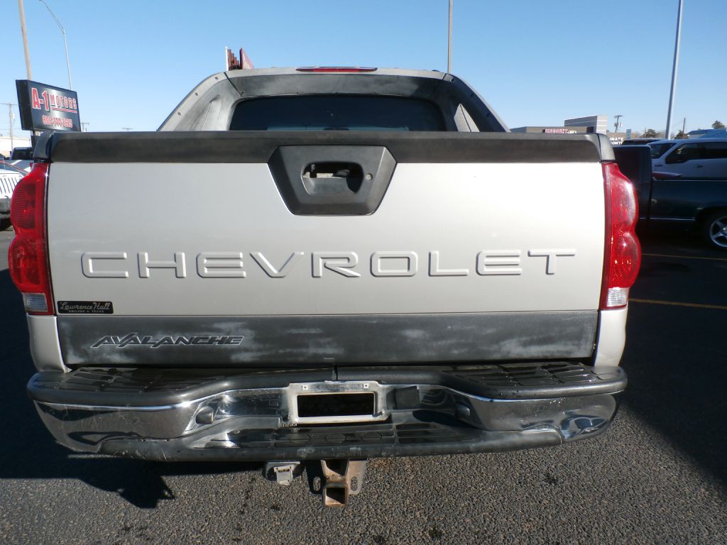 2006 Chevrolet Avalanche Image 4
