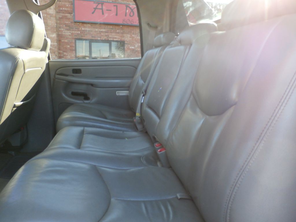 2006 Chevrolet Avalanche Image 5