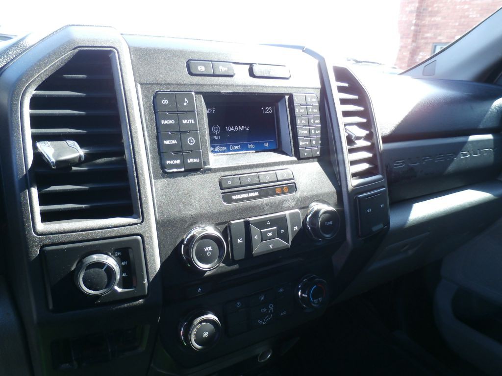 2017 Ford F-350 Image 7