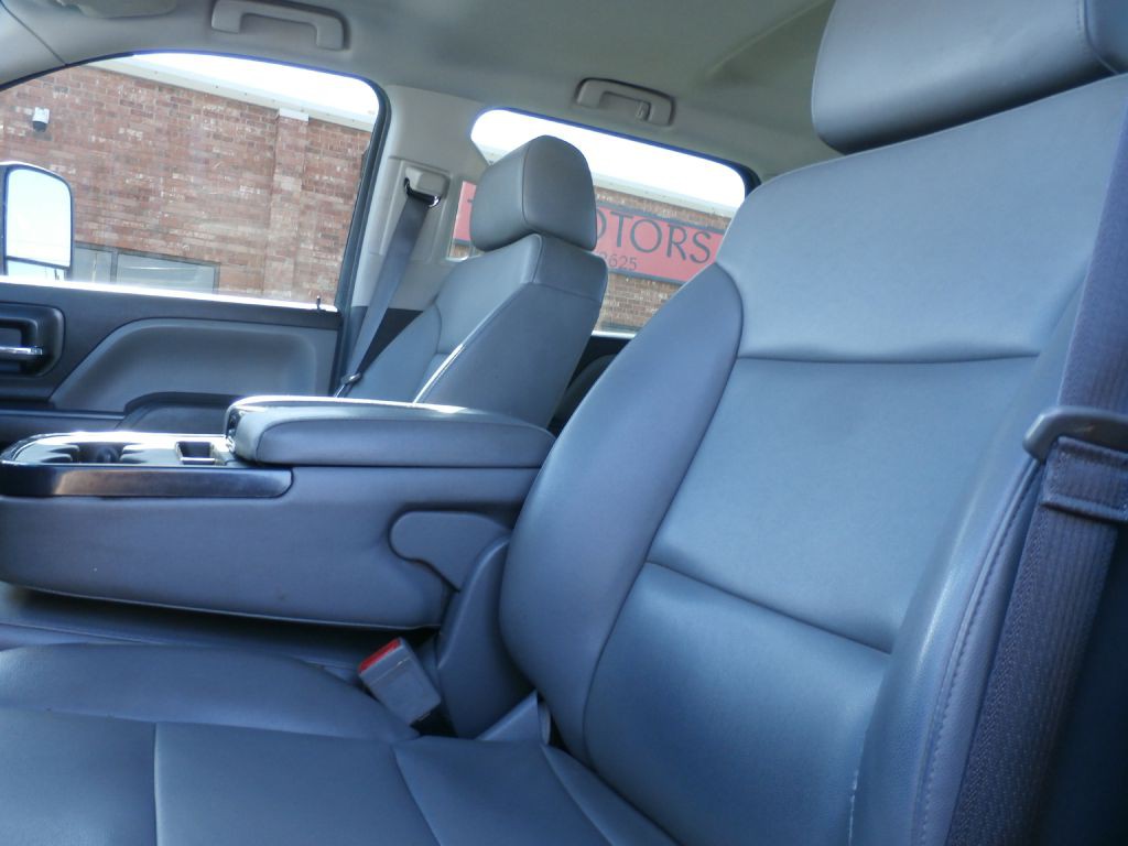 2017 Chevrolet Silverado 1500 Image 7