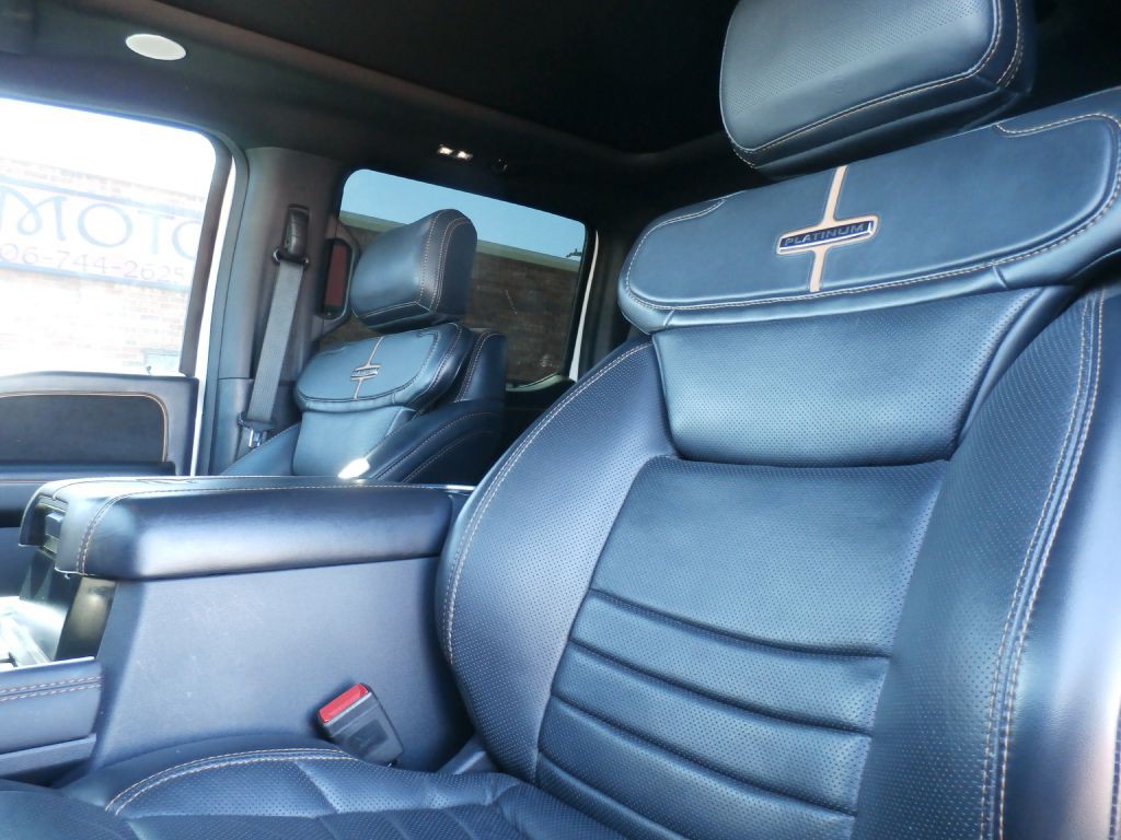 2023 Ford F-350 Image 8