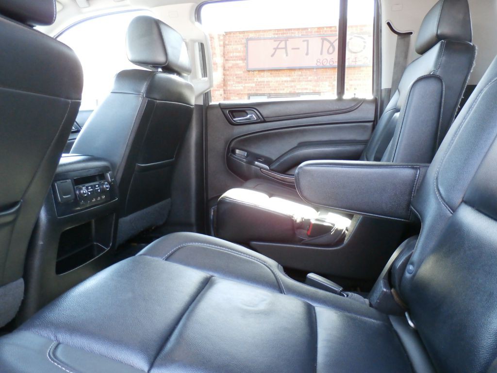 2018 Chevrolet Suburban Image 7