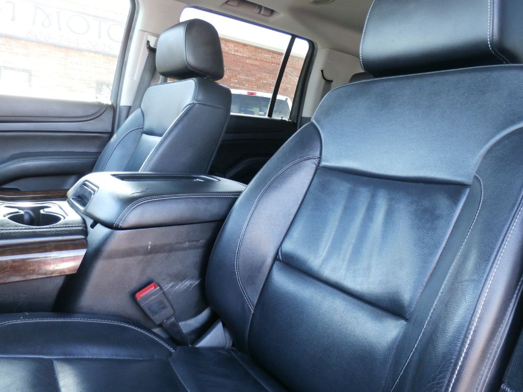 2018 Chevrolet Suburban Image 10