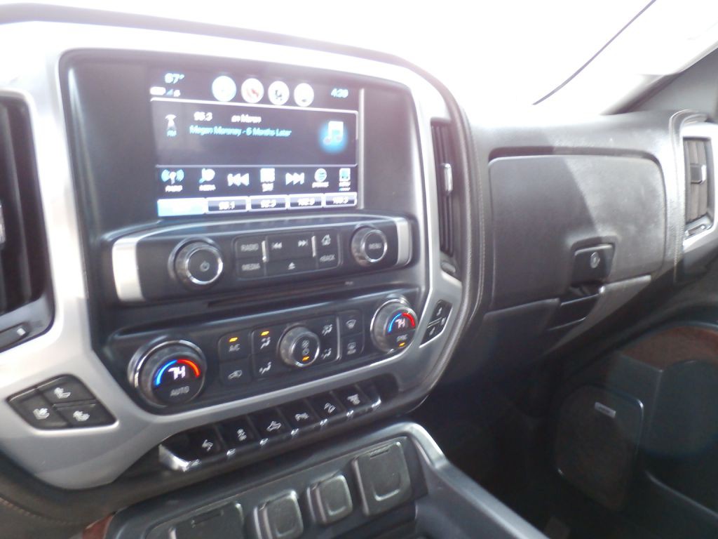 2018 GMC Sierra Image 8