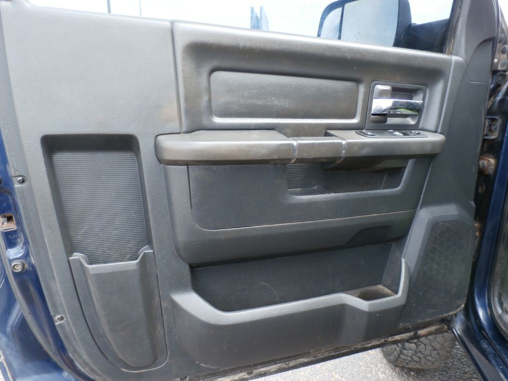 2012 RAM 3500 Image 5