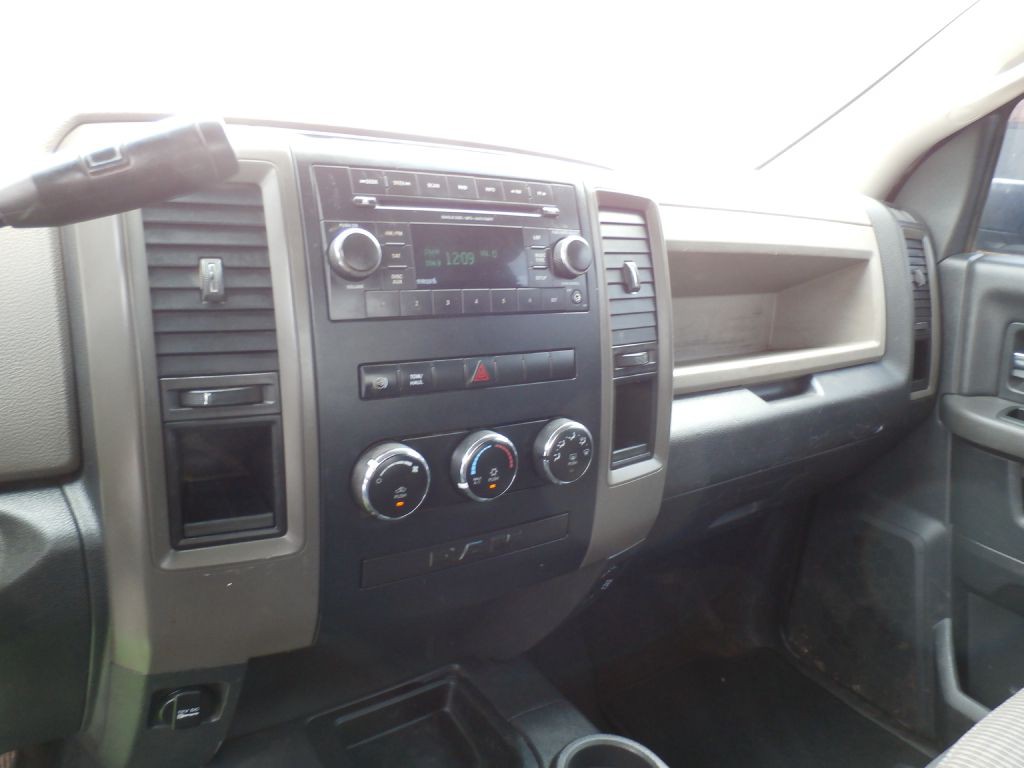 2012 RAM 3500 Image 7