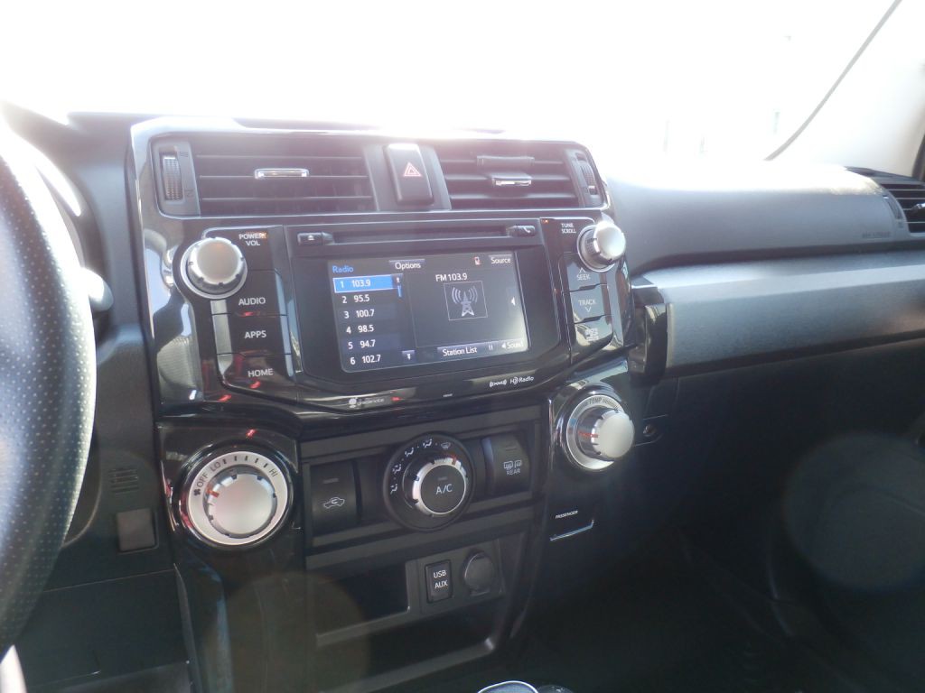 2018 Toyota 4Runner Image 8