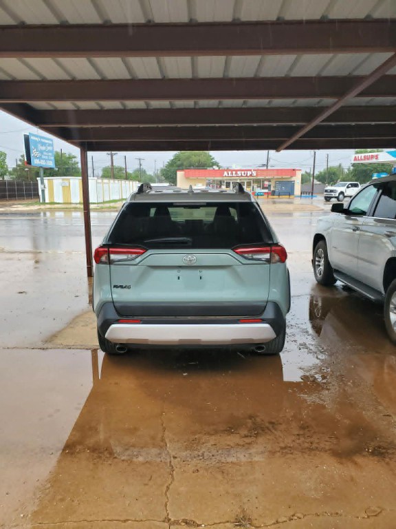 2019 Toyota Rav4 Image 3