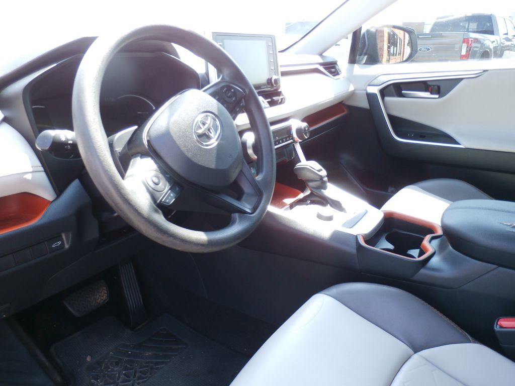 2019 Toyota Rav4 Image 7