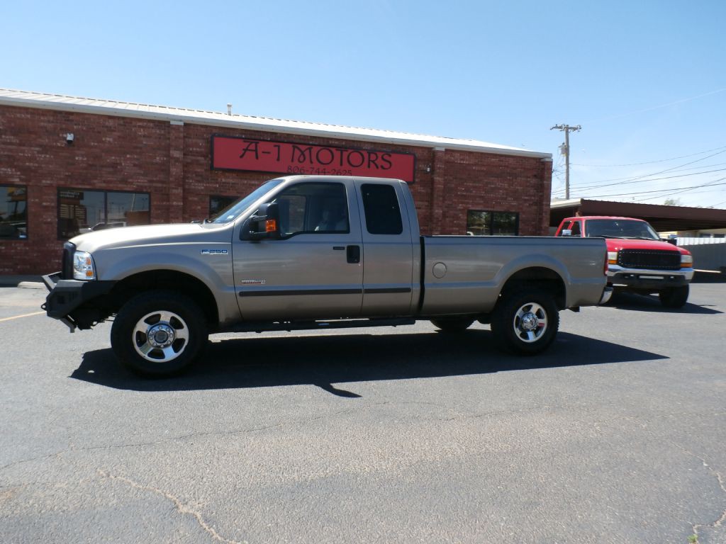 2005 Ford F-250 Image 3