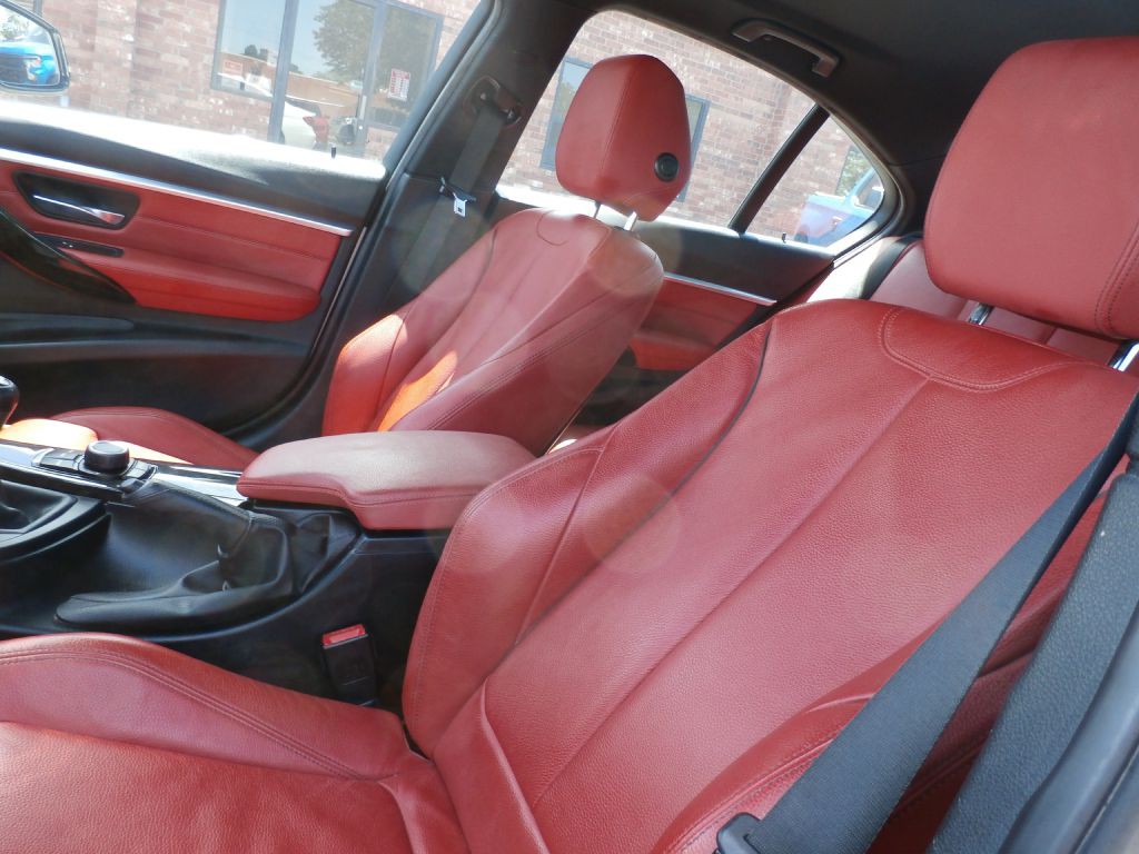 2018 BMW 3 Series Image 7