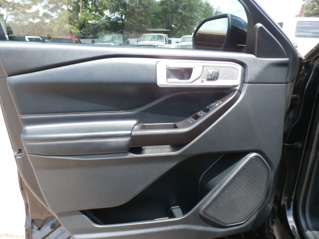 2020 Ford Explorer Image 7