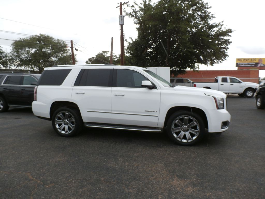 2015 GMC Yukon Image 1