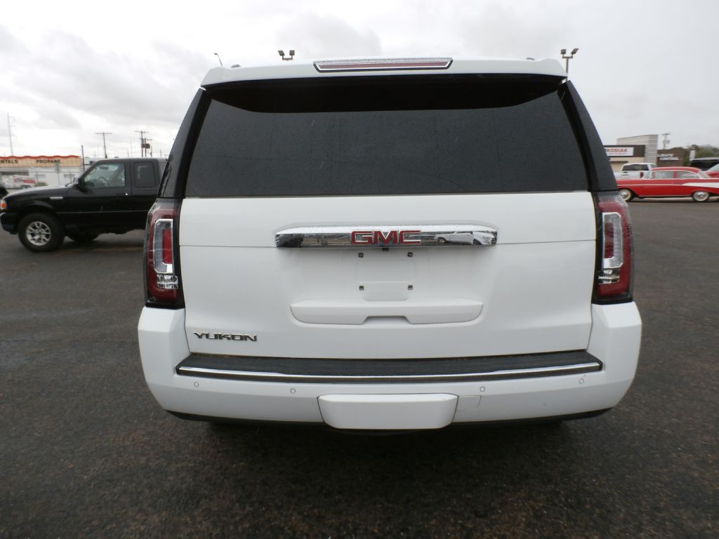 2015 GMC Yukon Image 4