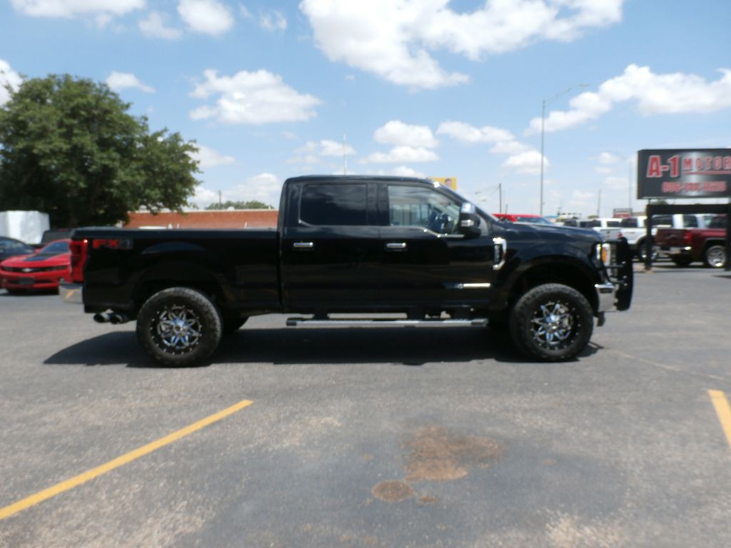 2017 Ford F-250 Image 2