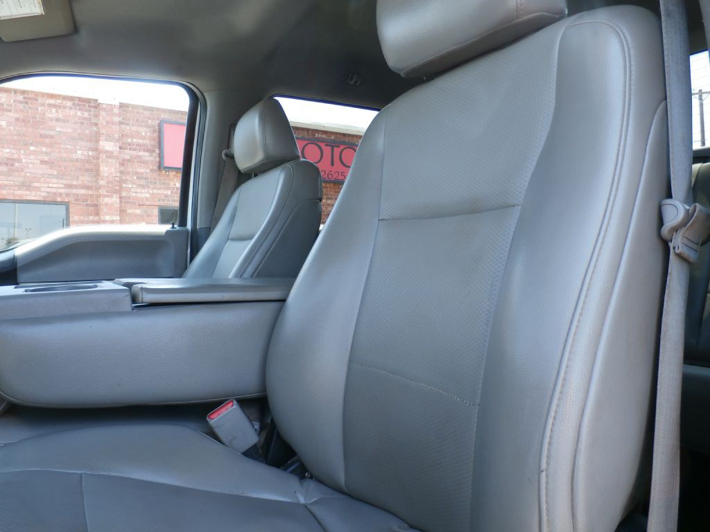 2017 Ford F-250 Image 7
