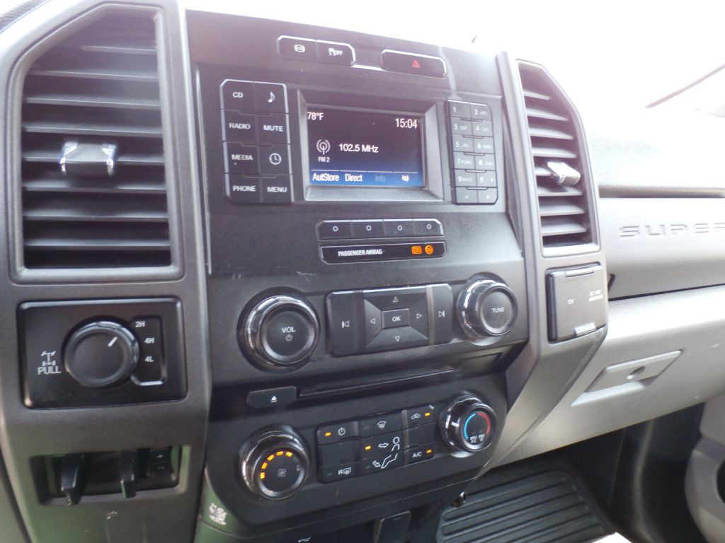 2017 Ford F-250 Image 8