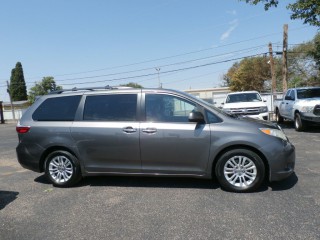 Image for 2015 Toyota Sienna XLE 8-PASSENGER ID: 7577650