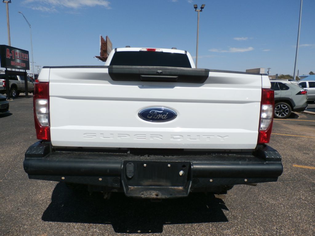 2022 Ford F-250 Image 4