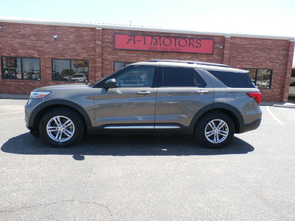 2021 Ford Explorer Image 3