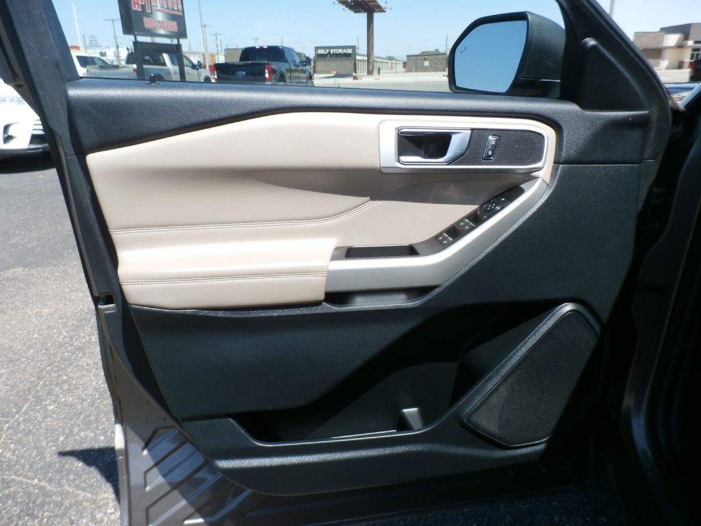 2021 Ford Explorer Image 6
