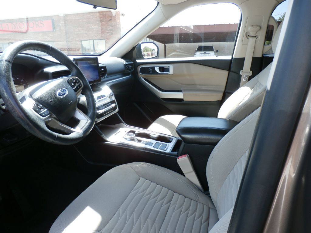2021 Ford Explorer Image 7