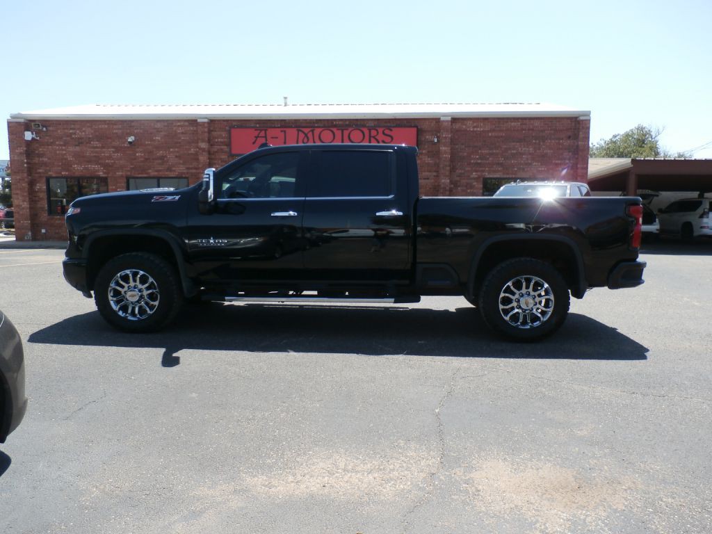 2024 Chevrolet Silverado 1500 Image 3
