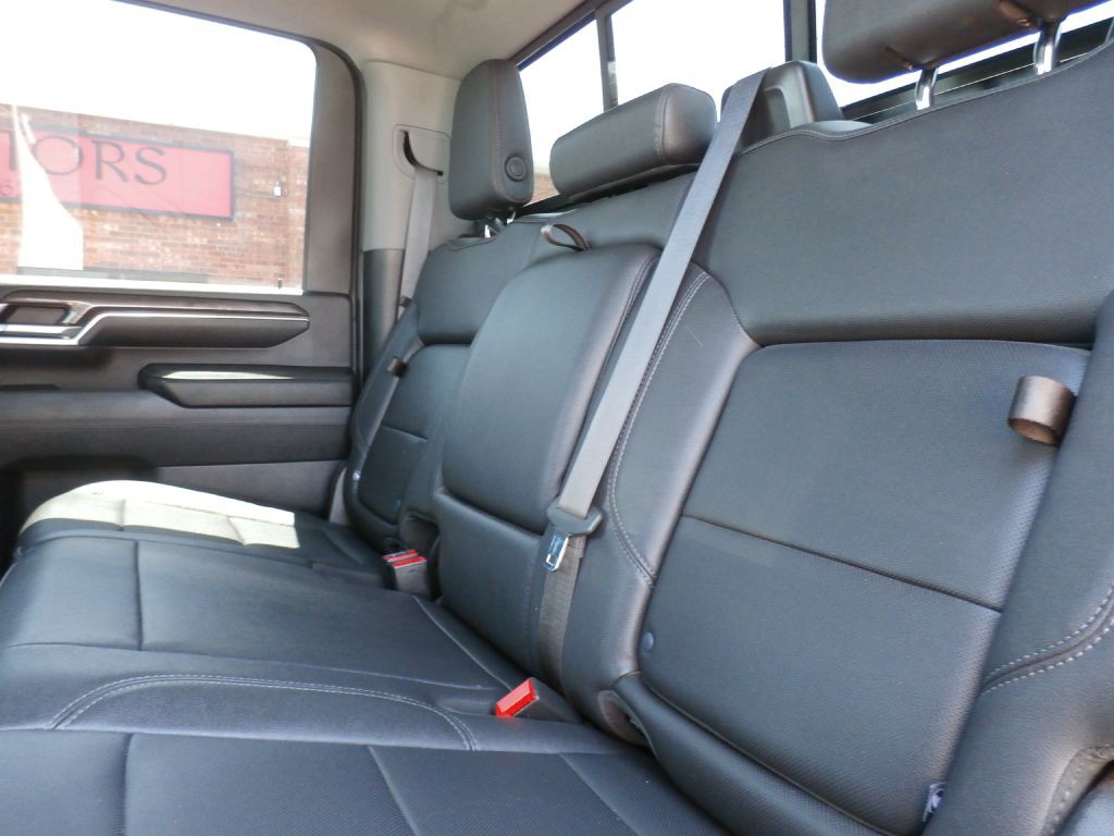 2024 Chevrolet Silverado 1500 Image 5