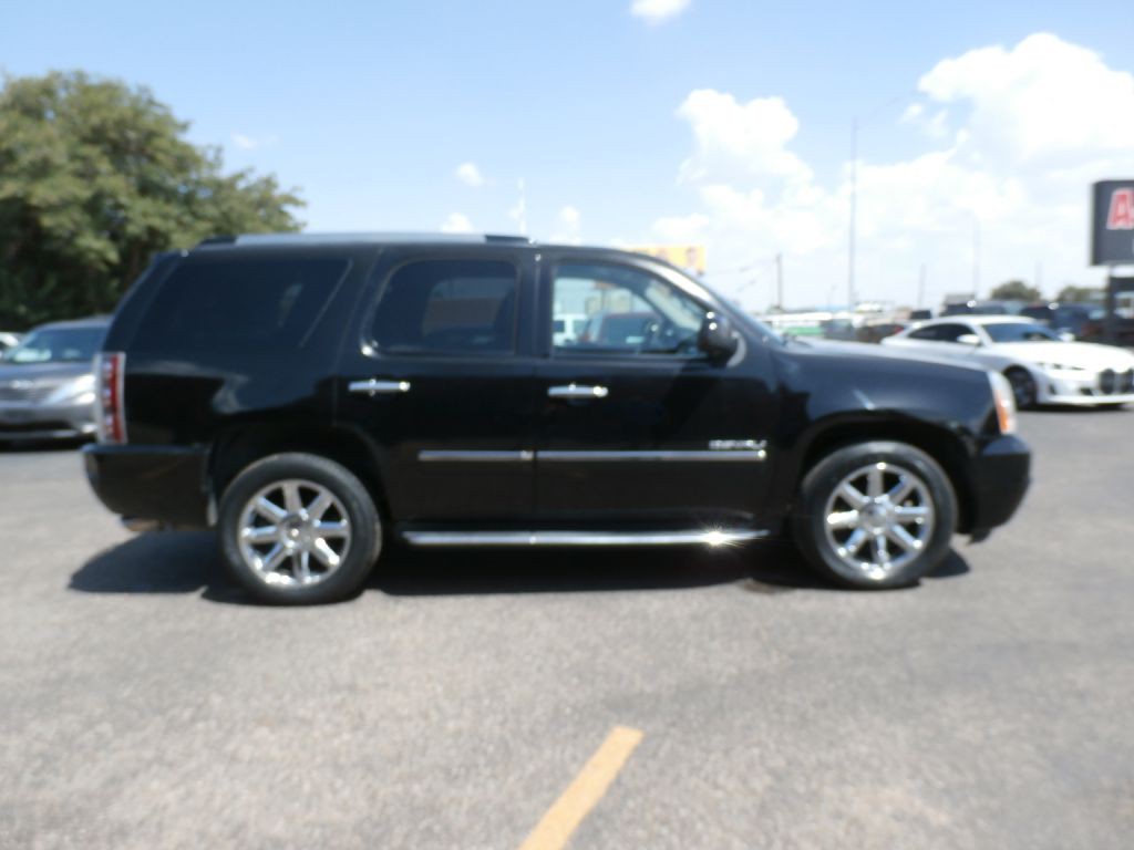 2013 GMC Yukon Image 1