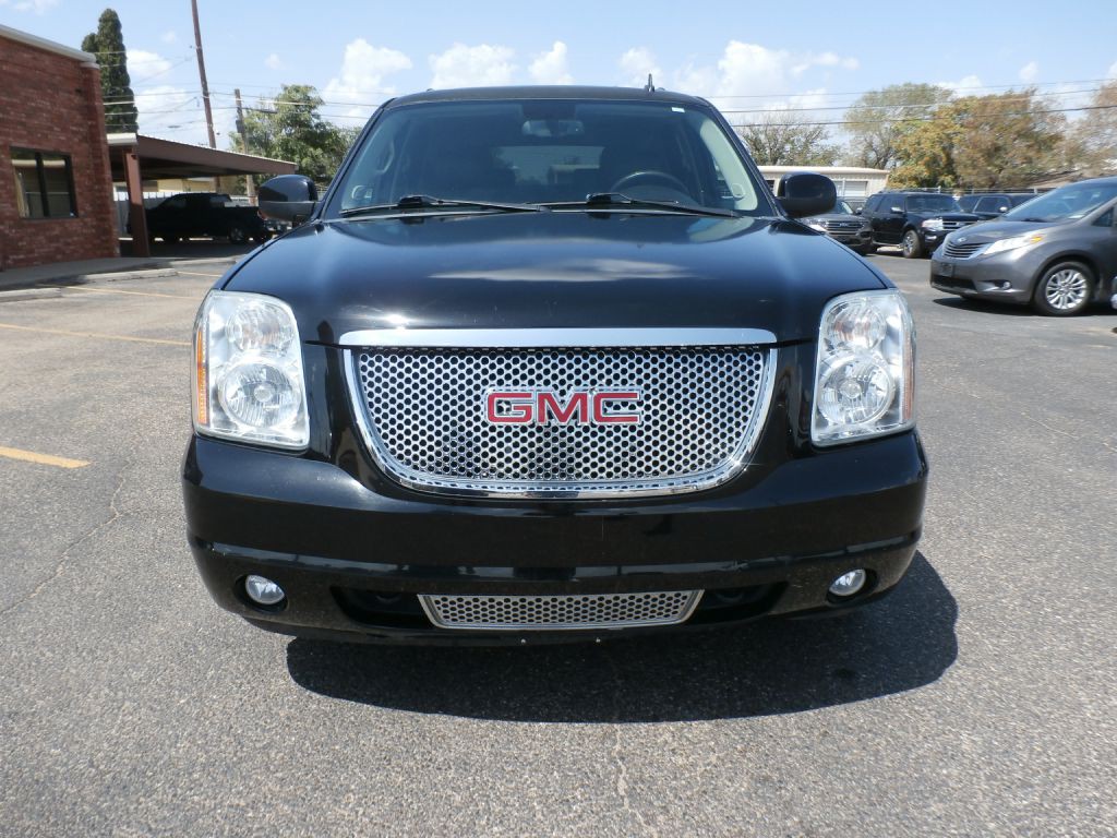2013 GMC Yukon Image 2