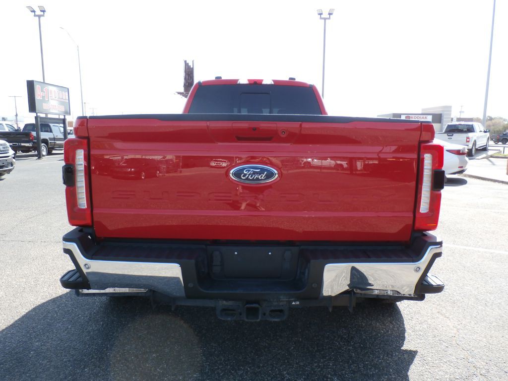 2024 Ford F-350 Image 4