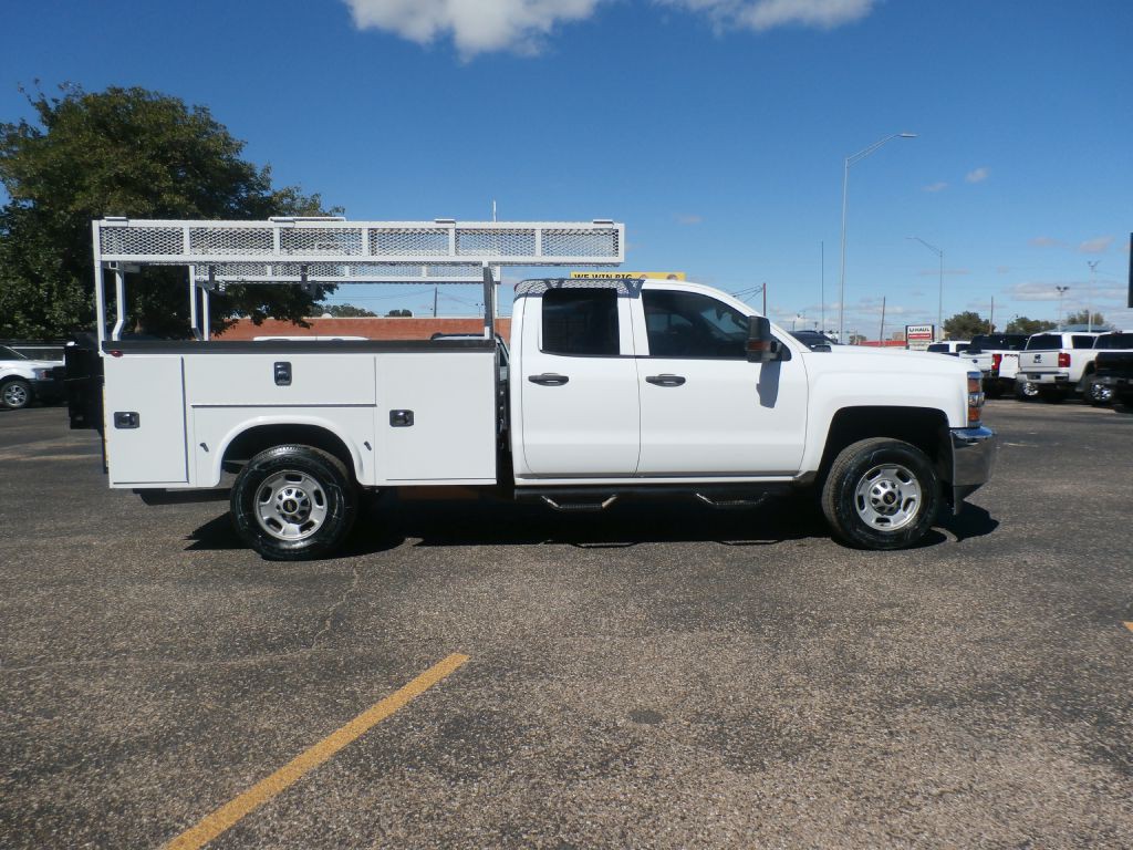 2017 Chevrolet Silverado 1500 Image 1