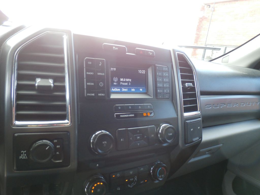 2017 Ford F-250 Image 8