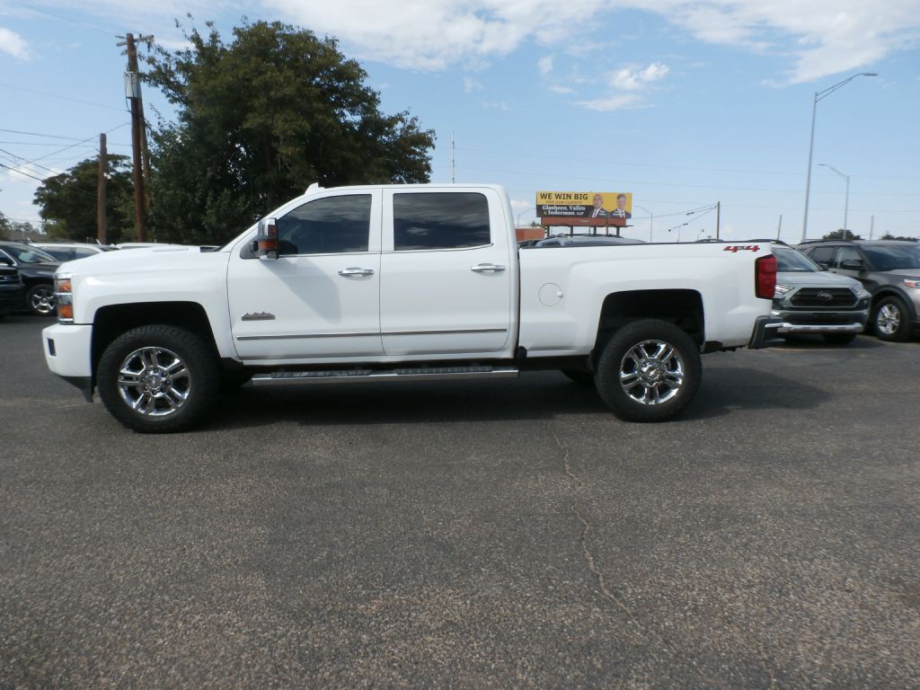 2018 Chevrolet Silverado 1500 Image 1